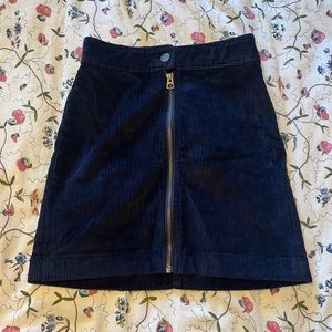 Aritzia - Wilfred Navy Blue Corduroy Skirt with Front Zipper - Size: 00